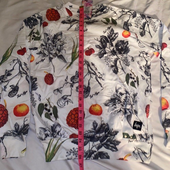 Hype Sweatshirt Size‎ Medium Regular Fit Floral Logo - Picture 5 of 9